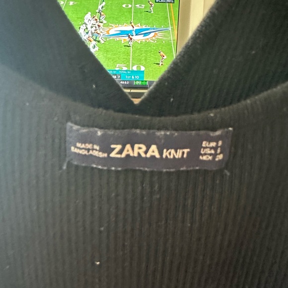 Zara Knit V Neck Bodycon Dress - Picture 3 of 3